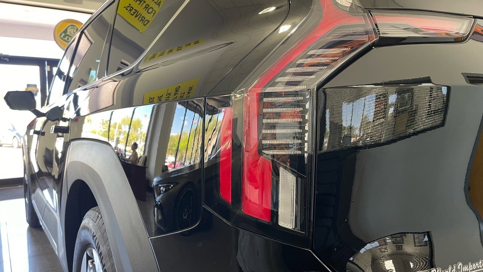 Used 2026 Kia EV9 Wind image 14