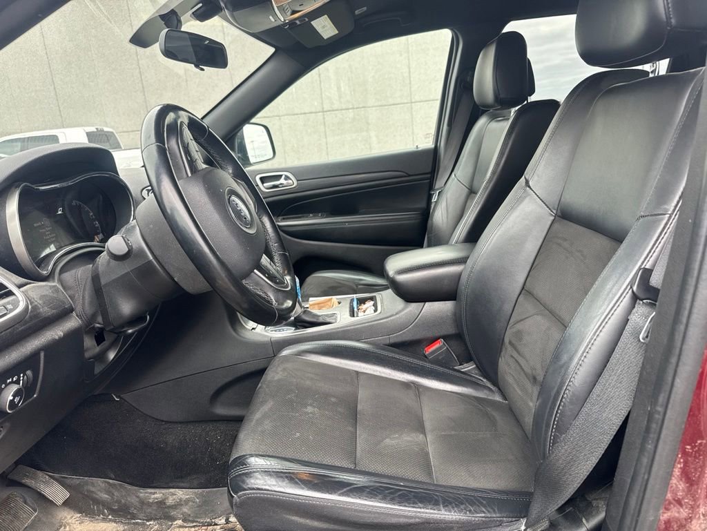 Used 2021 Jeep Grand Cherokee Laredo X AWD/4WD image 9