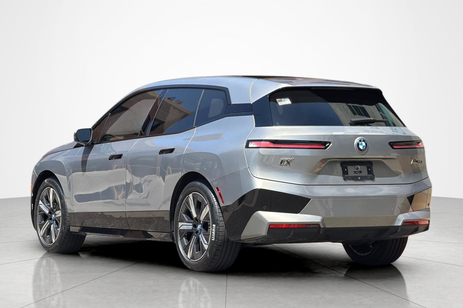 Used 2025 BMW iX M60 AWD/4WD image 3