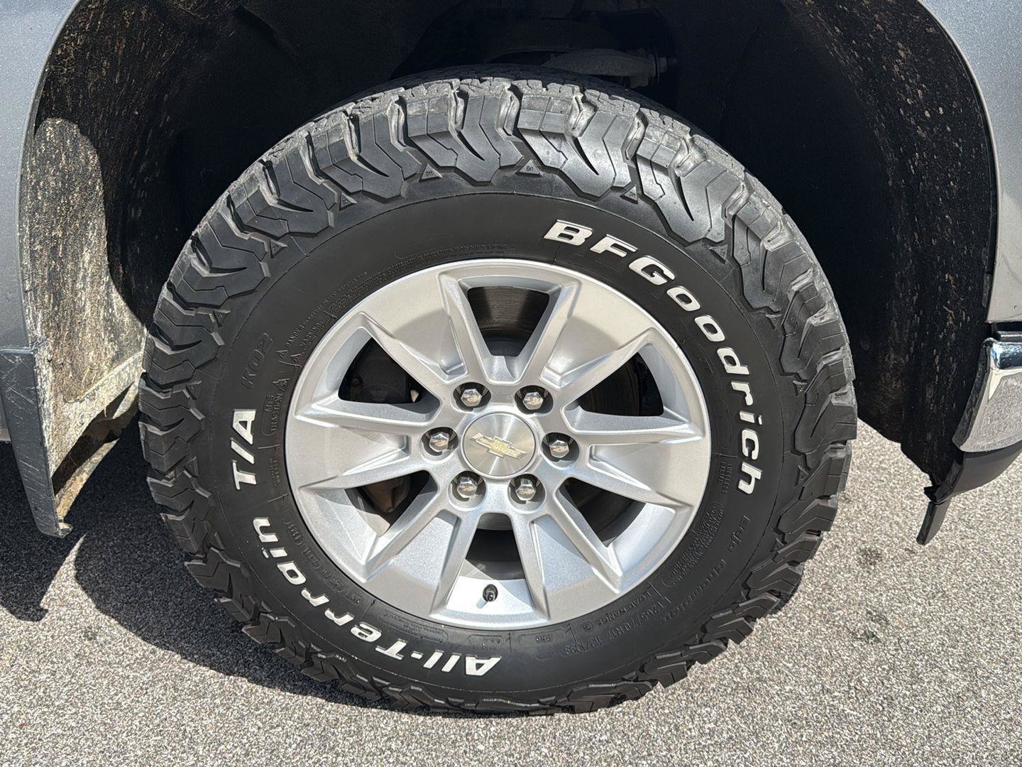 Used 2019 Chevrolet Silverado 1500 LT w/ All-Star Edition AWD/4WD image 14