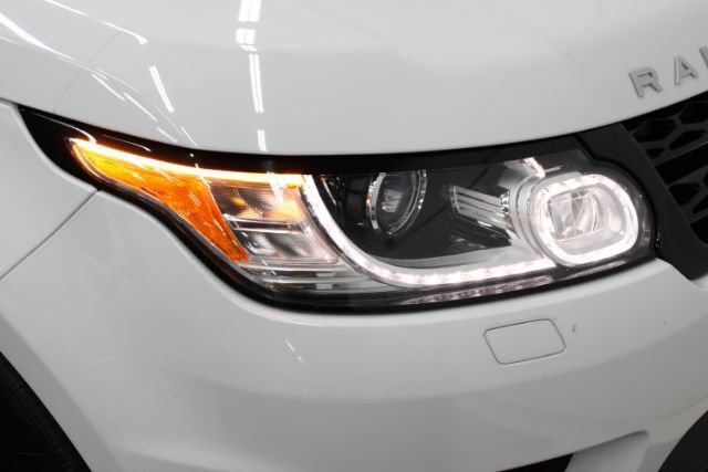Used 2014 Land Rover Range Rover Sport Supercharged AWD/4WD image 34