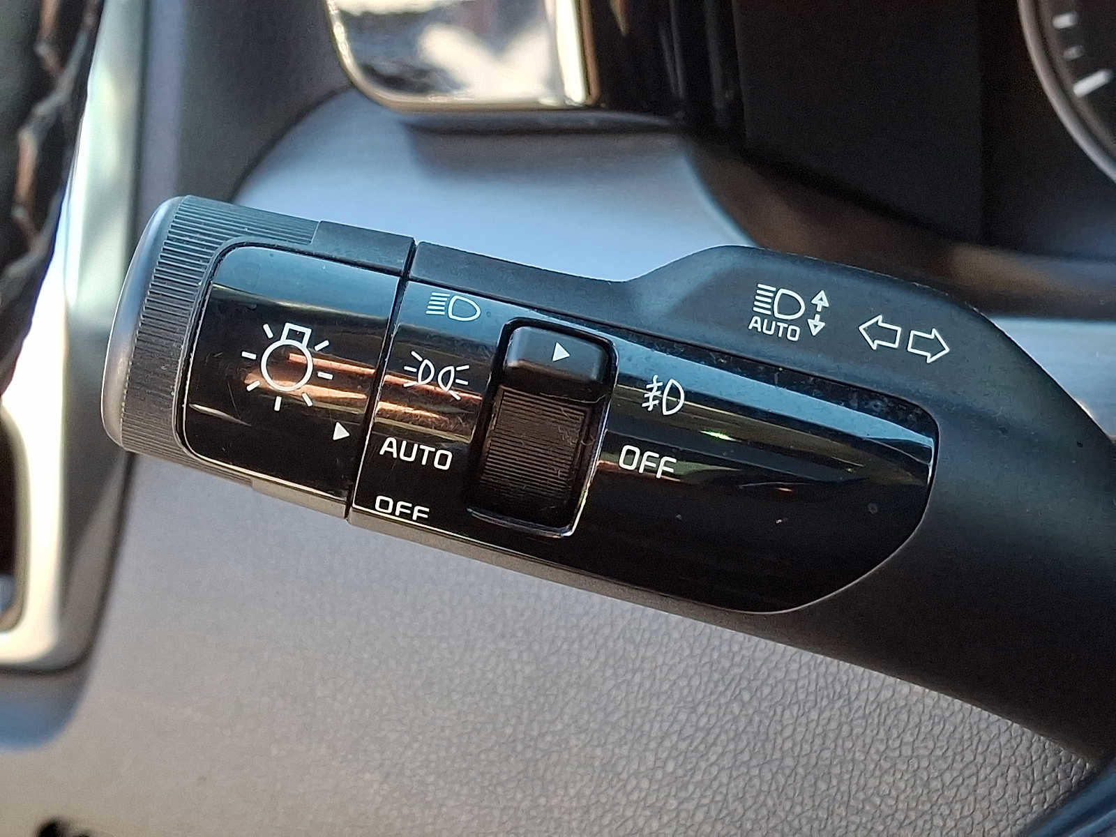 Used 2021 Kia Sorento SX image 21