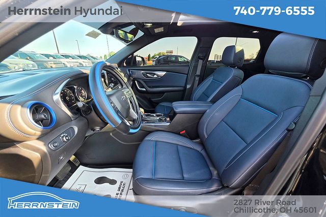 Used 2025 Chevrolet Blazer RS w/ Driver Confidence II Package FWD image 28