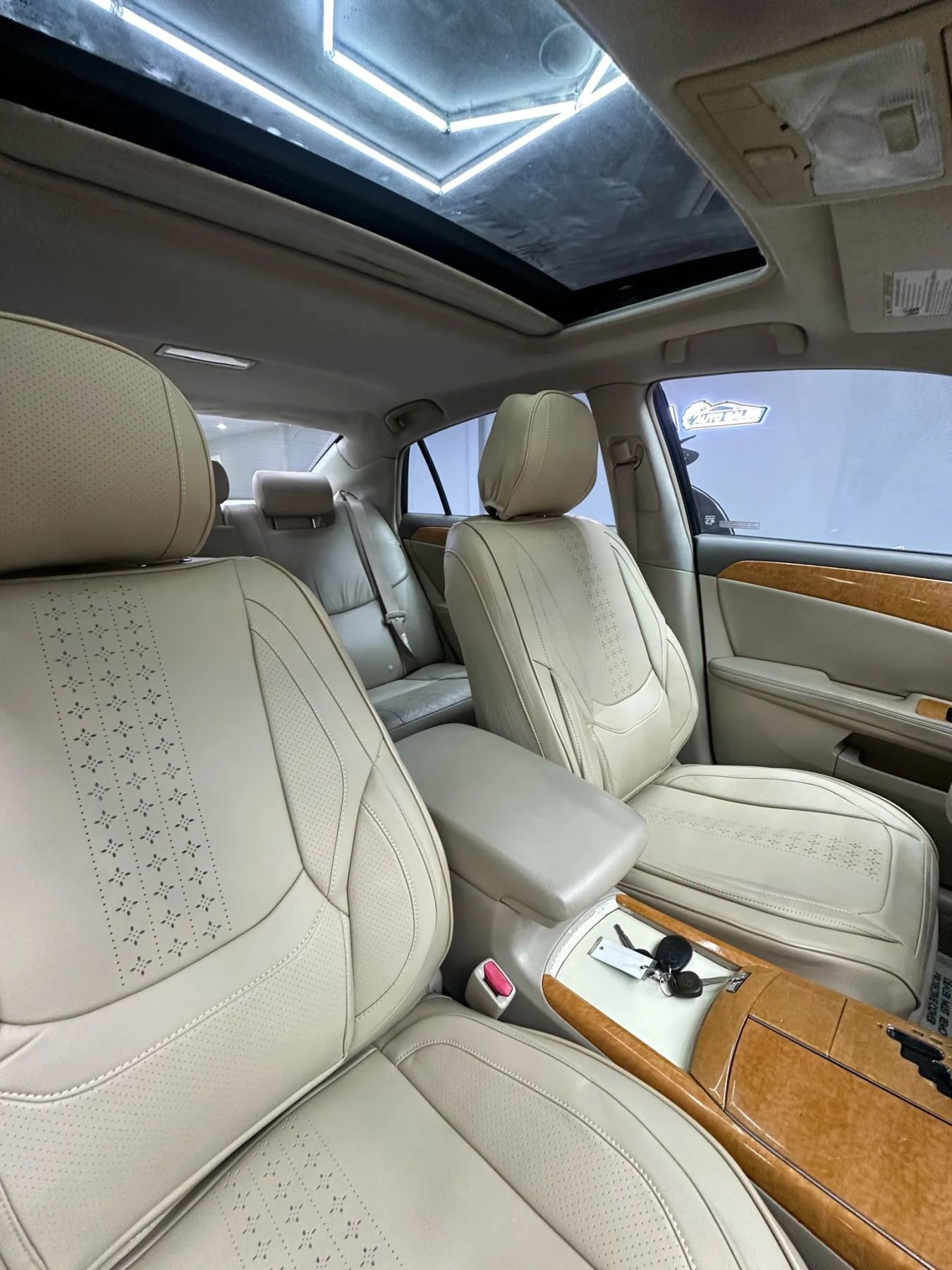 Used 2006 Toyota Avalon XLS image 26