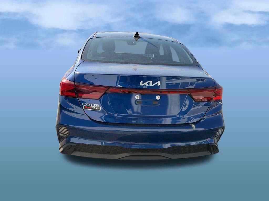 Used 2023 Kia Forte LXS w/ LXS Technology Package FWD image 6