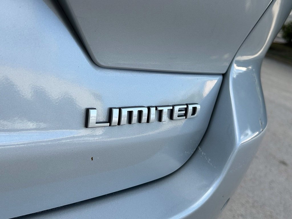 Certified 2025 Jeep Grand Cherokee Limited RWD image 32