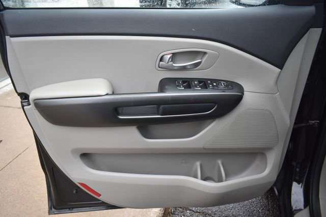 Used 2019 Kia Sedona LX FWD image 17