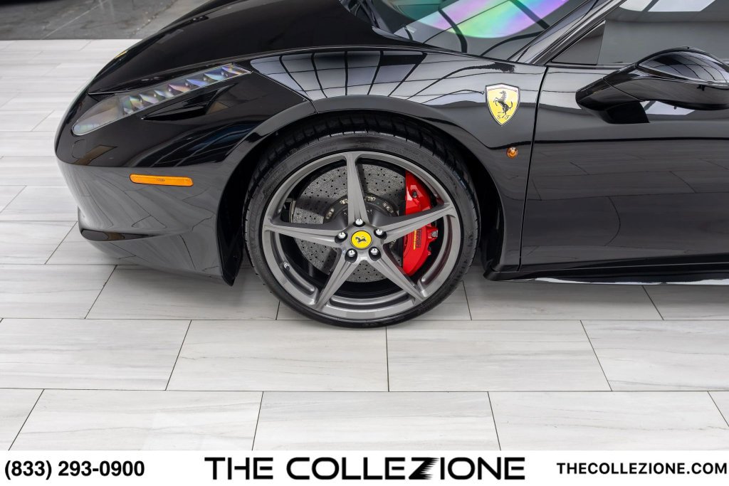 Used 2014 Ferrari 458 Italia Coupe RWD image 10
