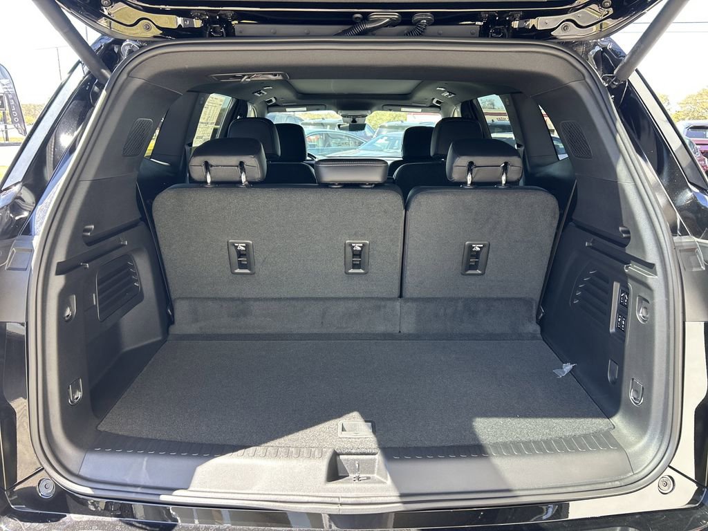 New 2026 Buick Enclave Avenir w/ Super Cruise Package image 11