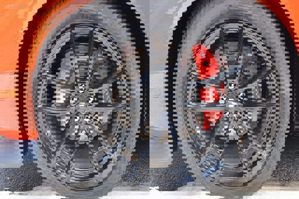 Used 2023 Dodge Challenger R/T w/ Plus Package image 5