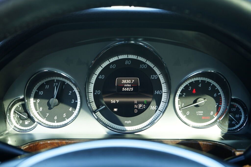 Used 2013 Mercedes-Benz E 350 Sedan image 15