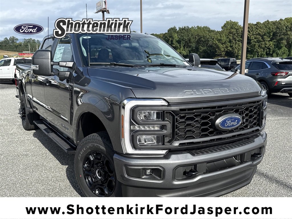 New 2026 Ford F250 XL image 1