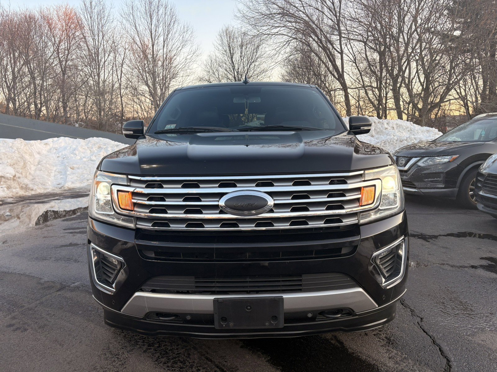 Used 2018 Ford Expedition Max Limited image 2
