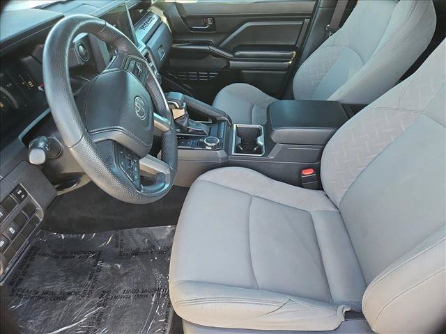 Used 2024 Toyota Tacoma SR5 AWD/4WD image 21