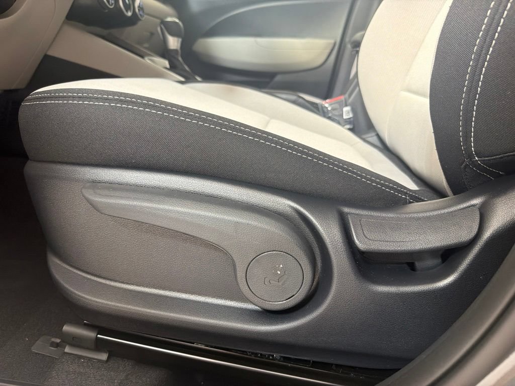 New 2026 Hyundai Venue SEL FWD image 13