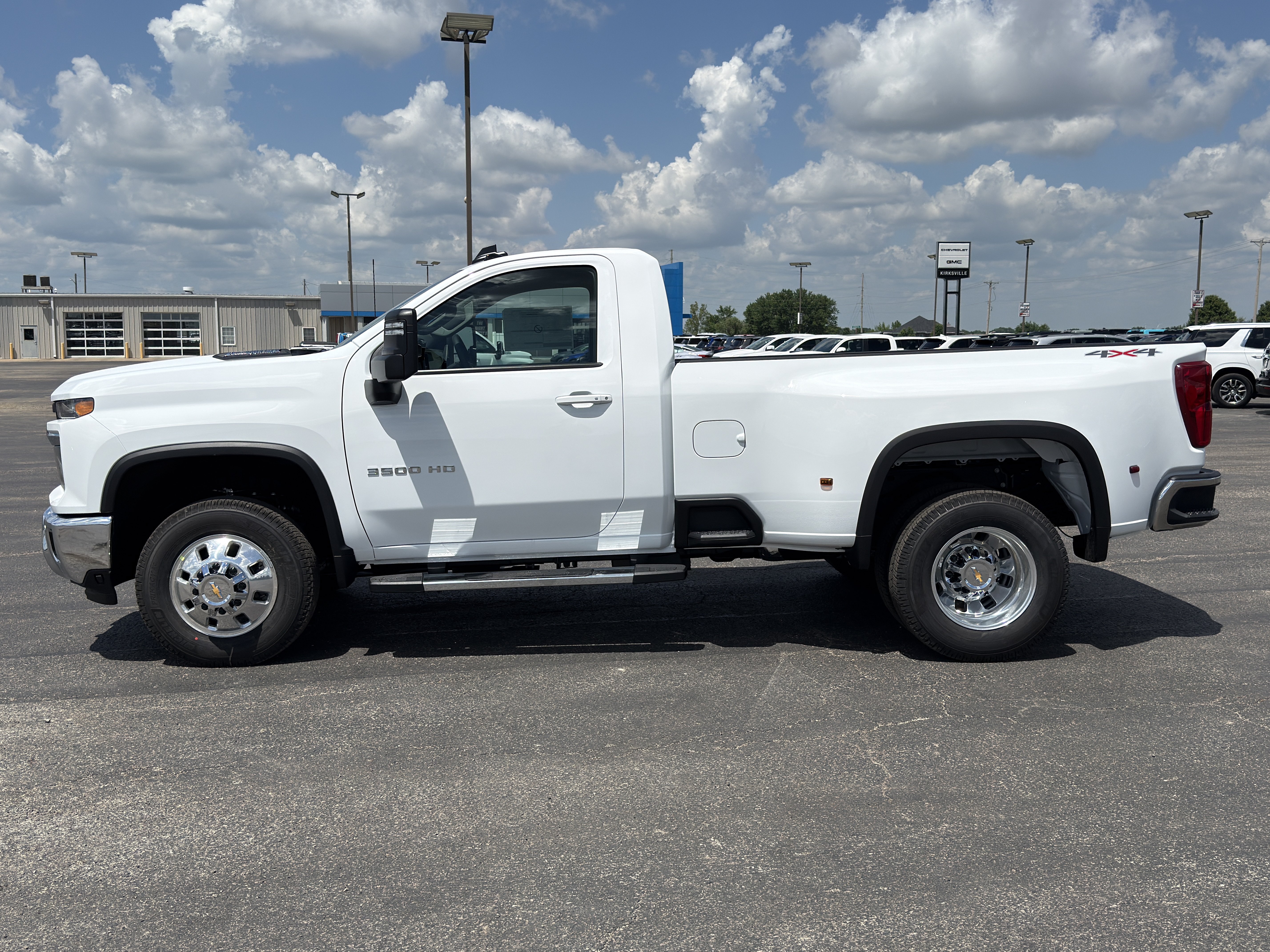 New 2026 Chevrolet Silverado 3500 LT AWD/4WD image 7