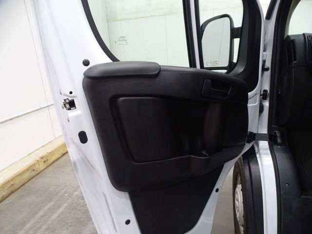 Used 2023 RAM ProMaster 2500 image 12