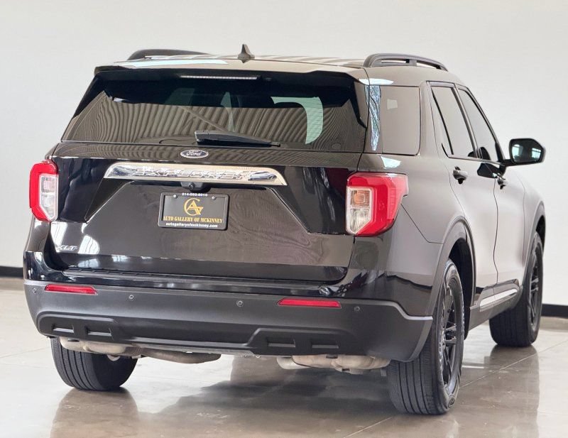 Used 2022 Ford Explorer XLT RWD image 7