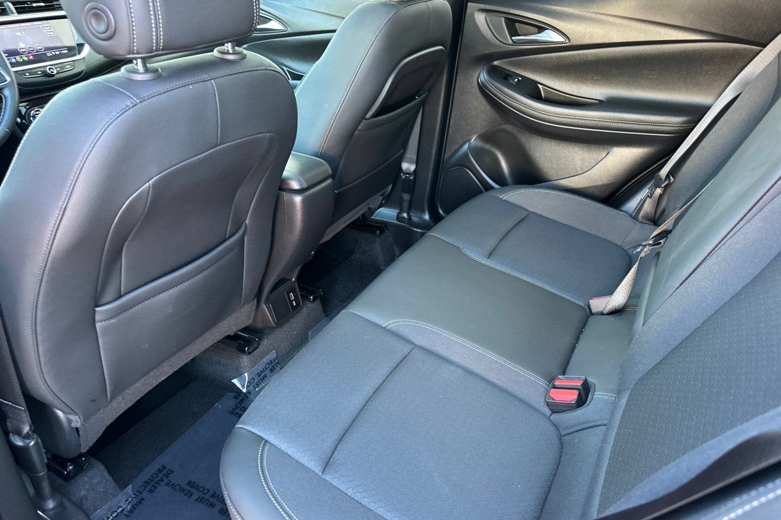 Certified 2023 Buick Encore GX Select w/ Experience Buick Package FWD image 14