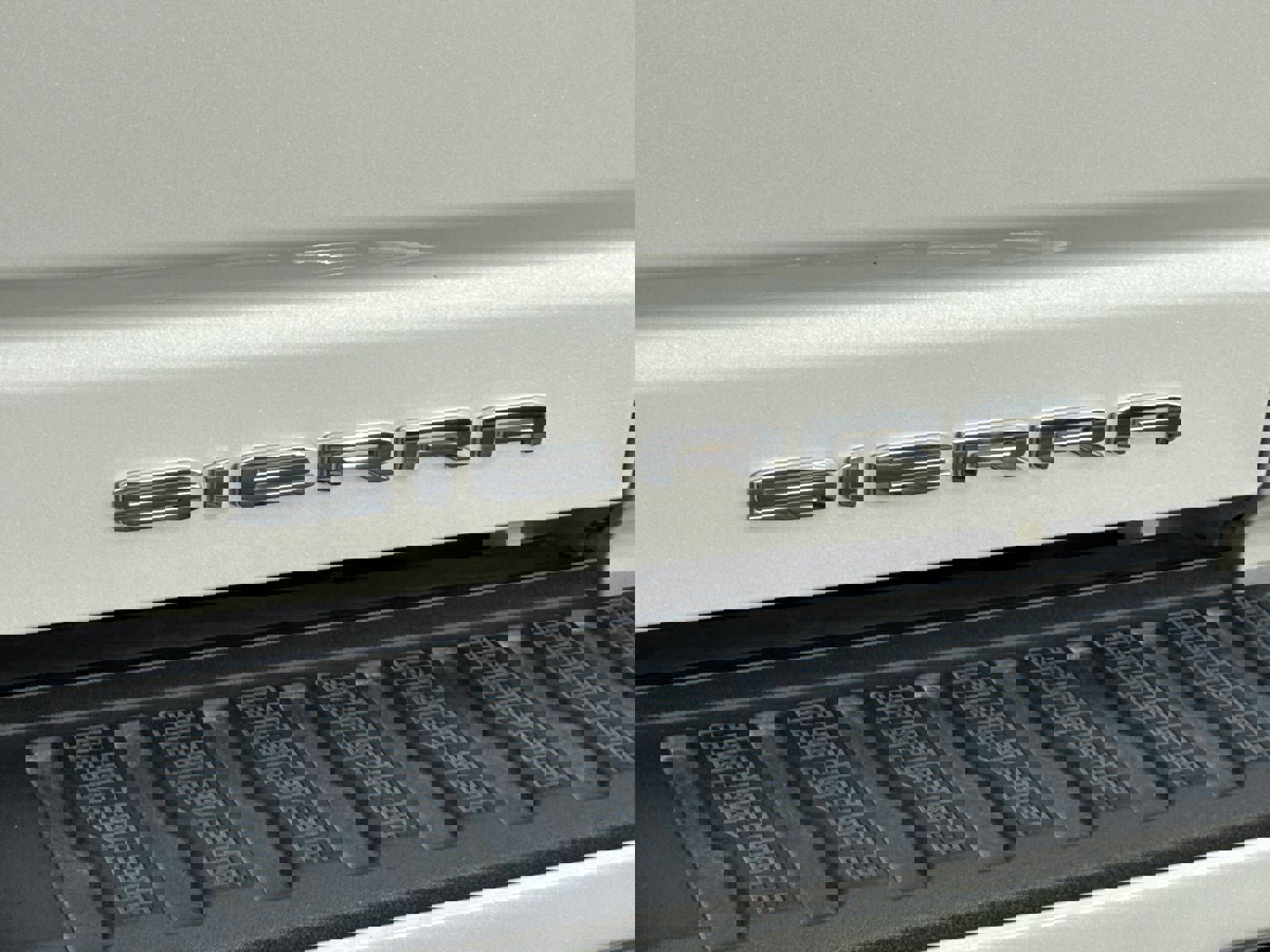 Certified 2024 GMC Sierra 3500 Denali Ultimate image 11