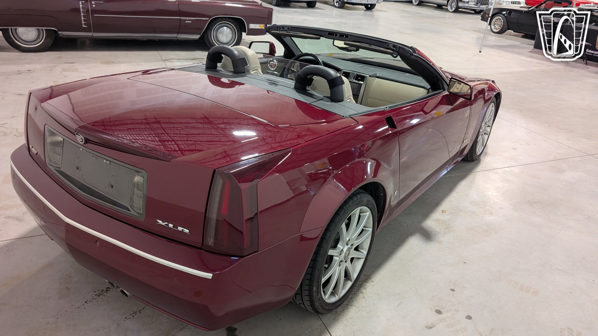 Used 2006 Cadillac XLR V RWD image 14