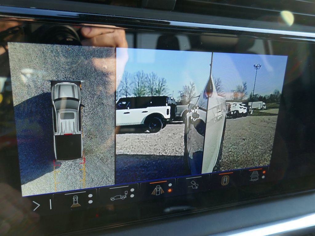 New 2026 GMC Sierra 1500 AT4 w/ AT4 Premium Package image 36