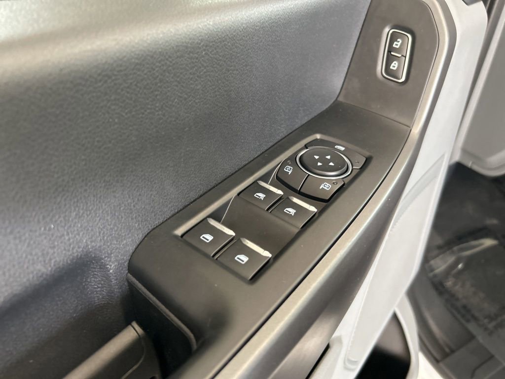 Used 2025 Ford F350 XLT image 39