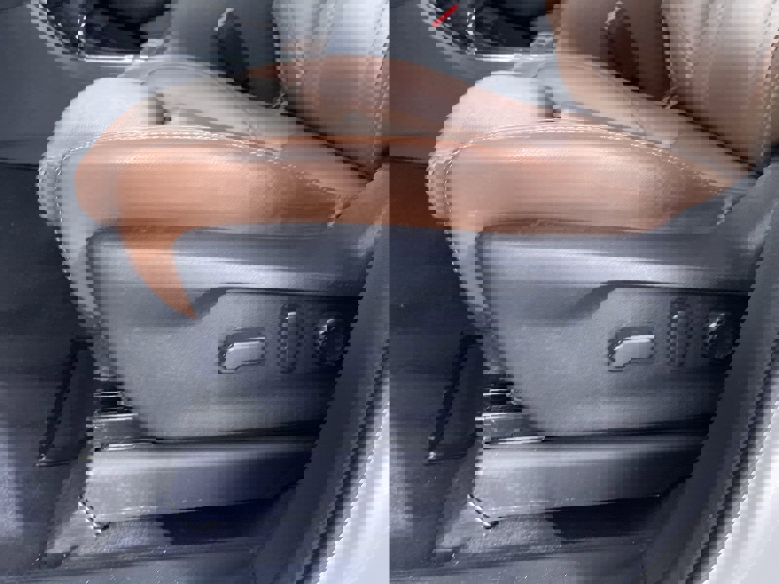 Certified 2023 Subaru Ascent Touring image 13