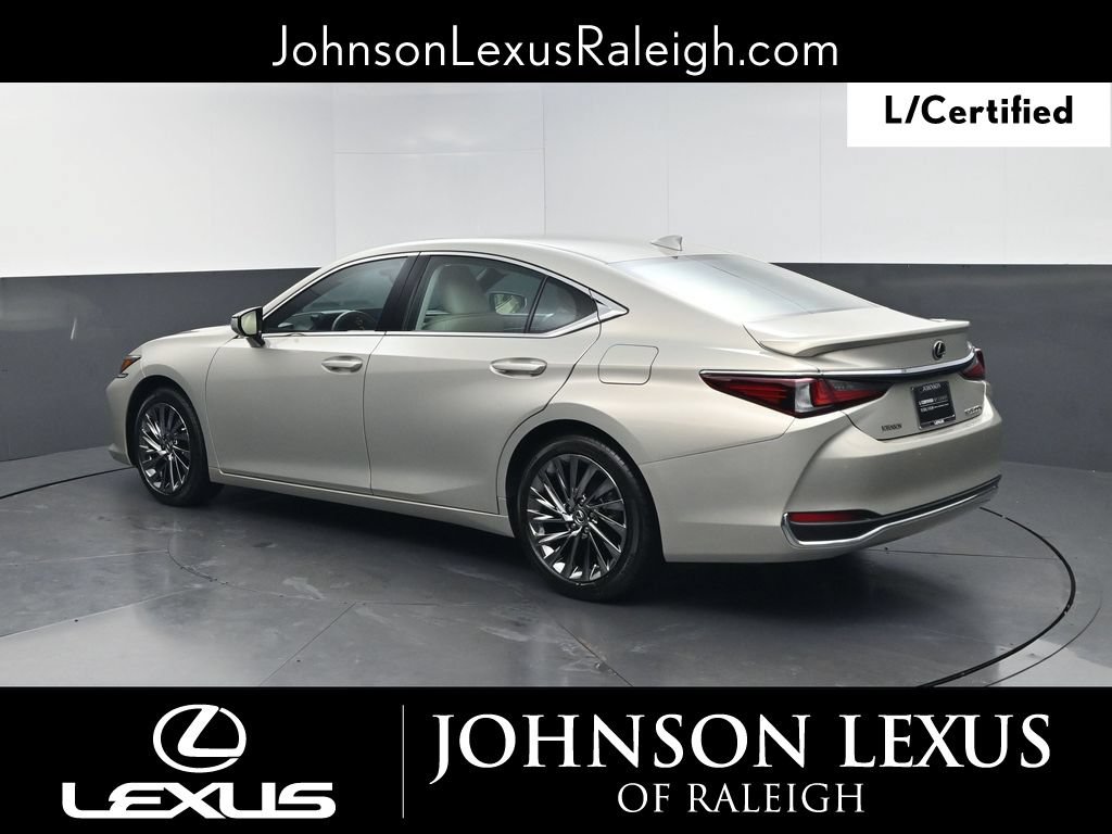 Used 2025 Lexus ES 300h w/ Technology Package FWD image 7