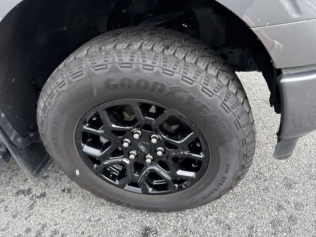 Used 2025 Ford F150 STX AWD/4WD image 12