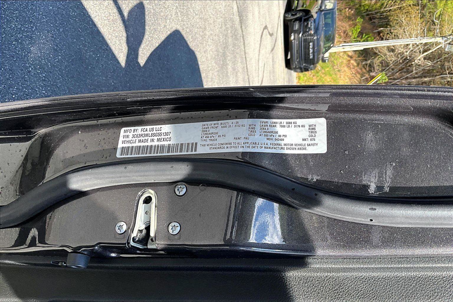 Used 2025 RAM 3500 Laramie w/ Night Edition image 37