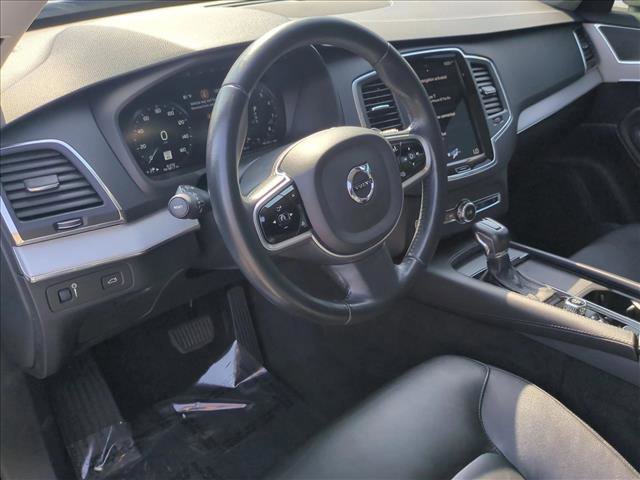 Used 2021 Volvo XC90 T5 Momentum w/ Protection Package Premier image 10