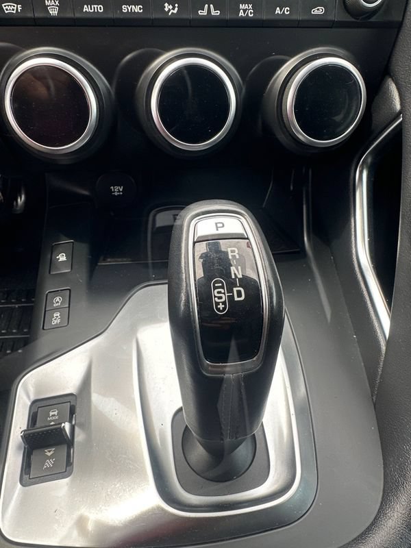 Used 2020 Jaguar E-PACE AWD/4WD image 24