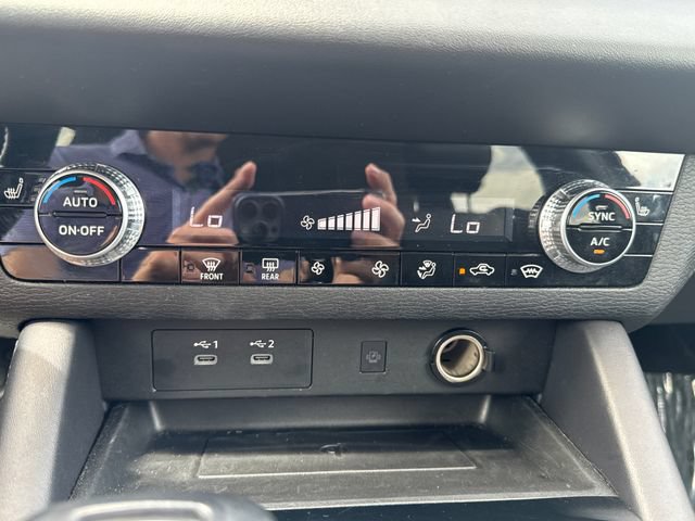 Used 2025 Mitsubishi Outlander AWD image 20