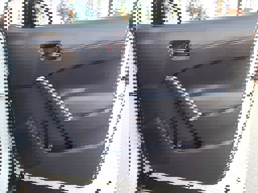 Certified 2023 Toyota Corolla Cross LE image 24