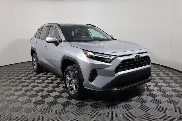 Used 2024 Toyota RAV4 XLE image 3