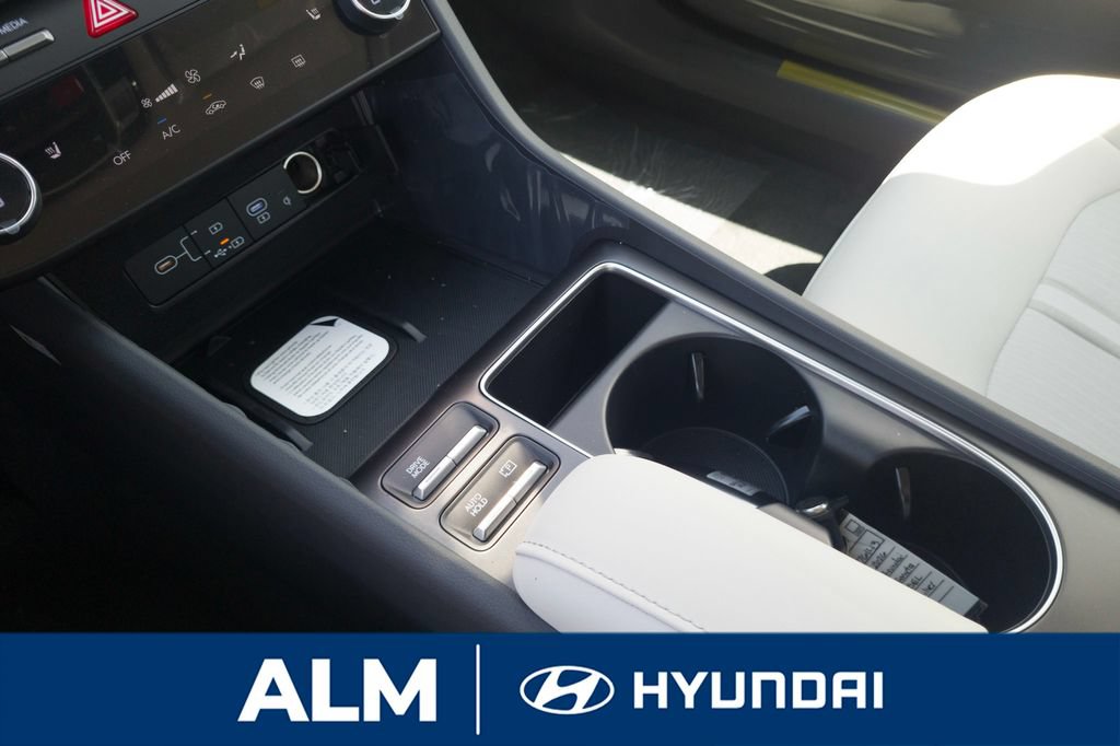 New 2026 Hyundai Sonata SEL FWD image 24