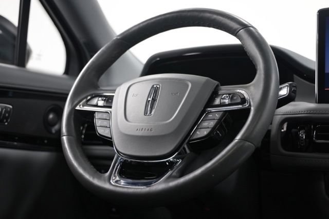 Used 2023 Lincoln Nautilus Reserve w/ Equipment Group 201A AWD/4WD image 41