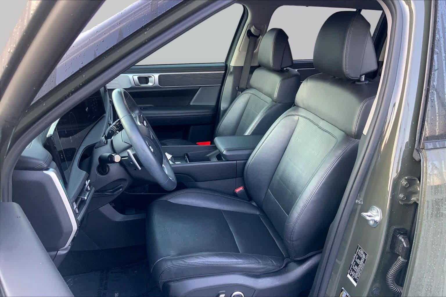 Used 2024 Hyundai Santa Fe Limited FWD image 8