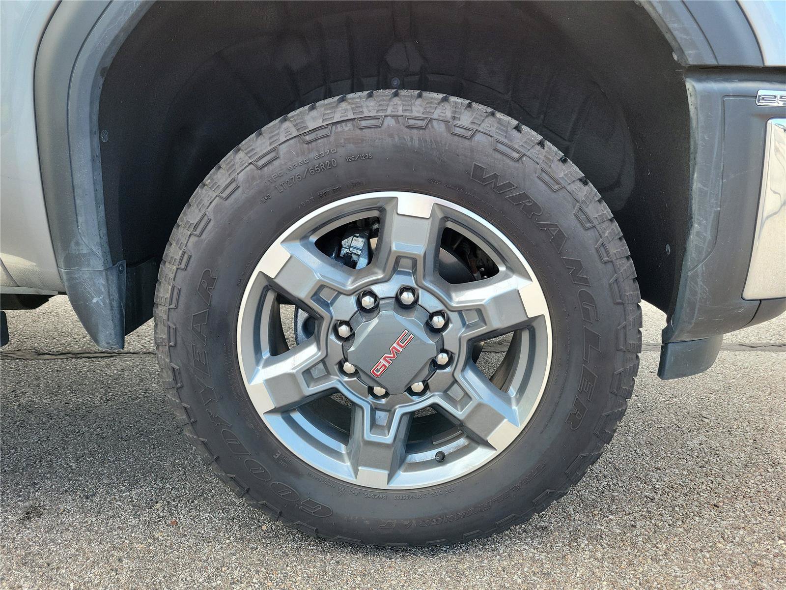 Used 2026 GMC Sierra 2500 SLT w/ SLT Convenience Package AWD/4WD image 6