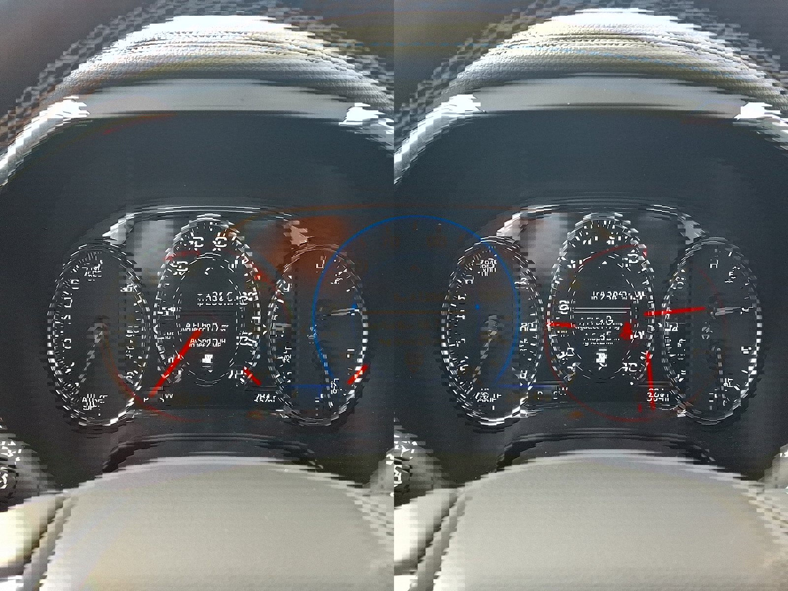 Used 2023 Chevrolet Blazer RS w/ Enhanced Convenience Package image 20