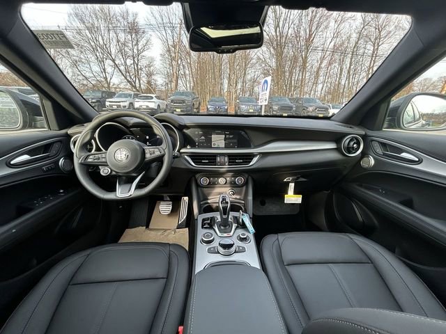New 2026 Alfa Romeo Stelvio Sprint AWD/4WD image 12
