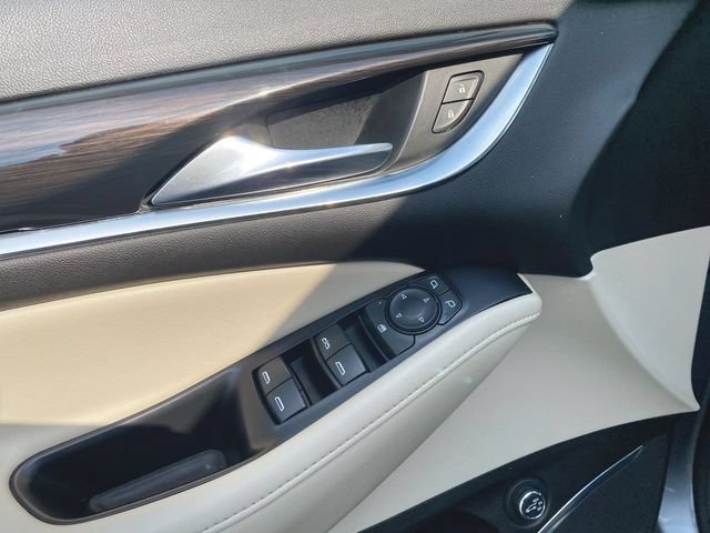 Used 2021 Buick Enclave Essence w/ Sound and Sites Package FWD image 23
