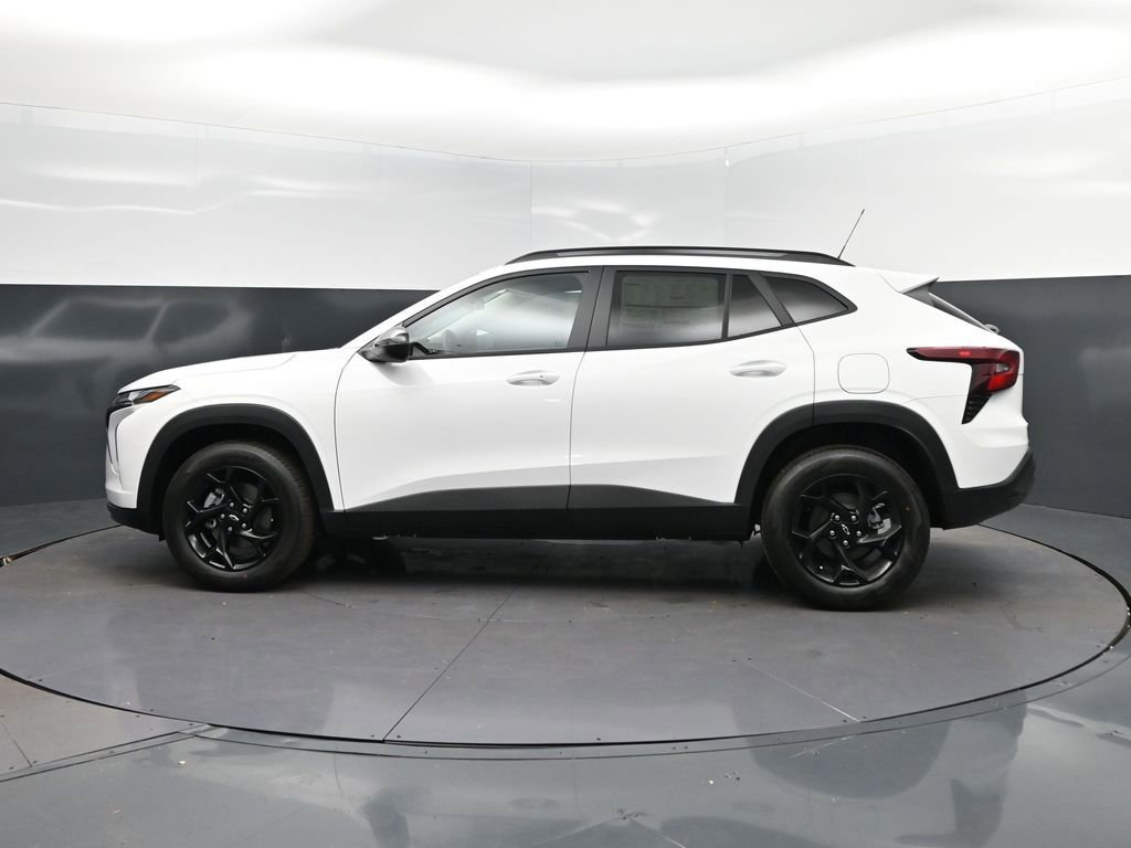 New 2026 Chevrolet Trax LT w/ Driver Confidence Package FWD image 4