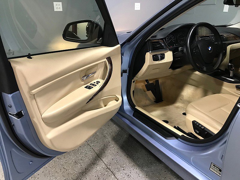 Used 2013 BMW 328i Sedan RWD image 9