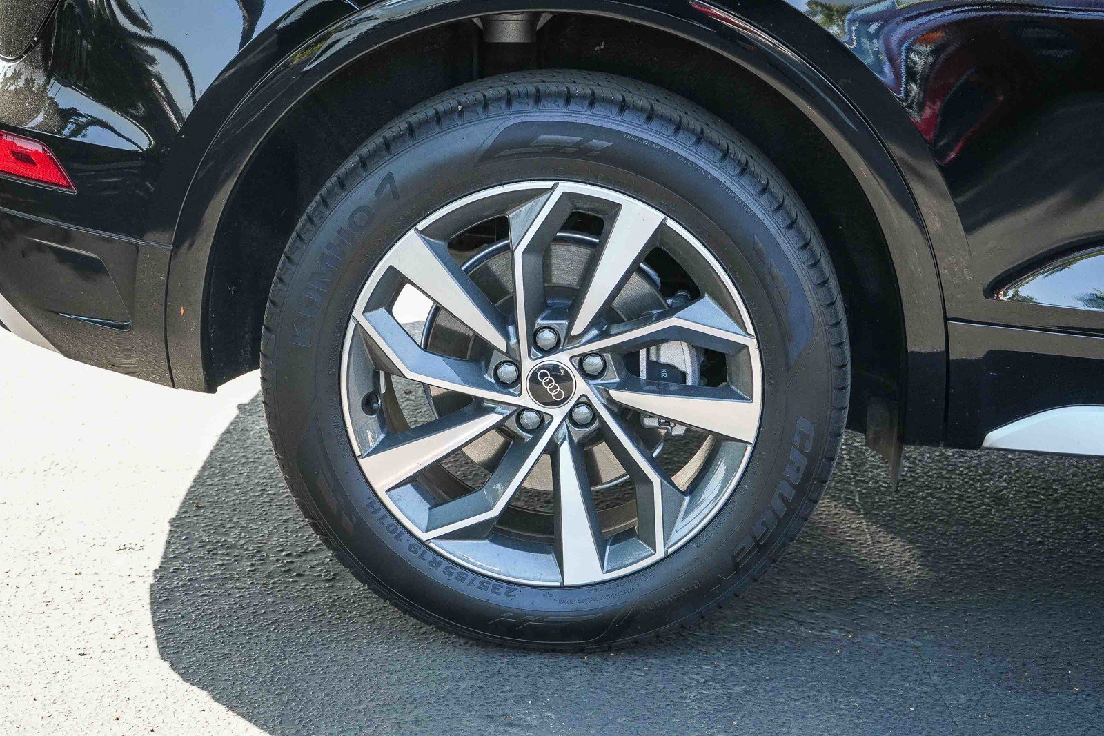 Used 2025 Audi Q5 2.0T Premium image 11