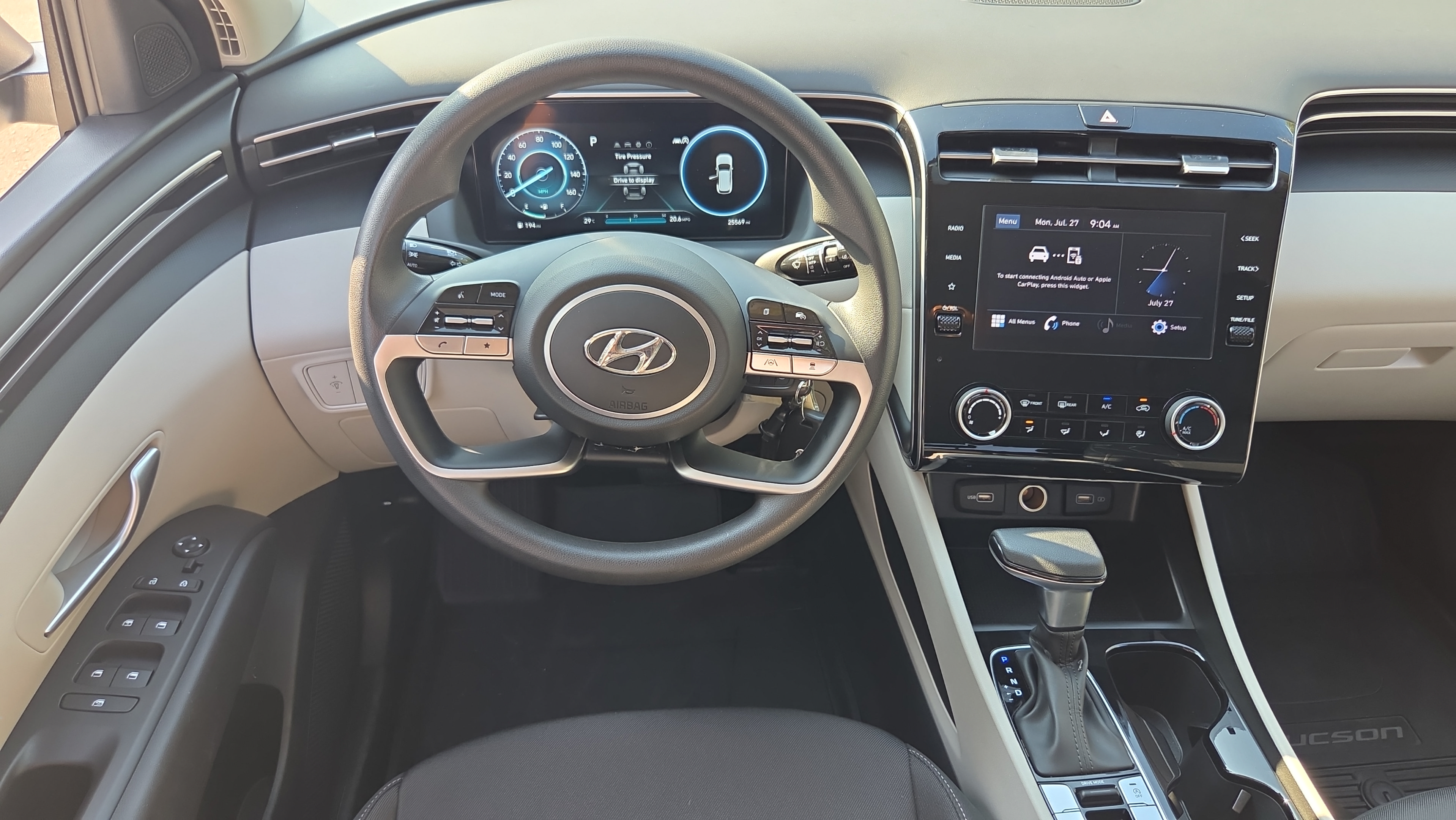 Used 2024 Hyundai Tucson SE FWD image 11