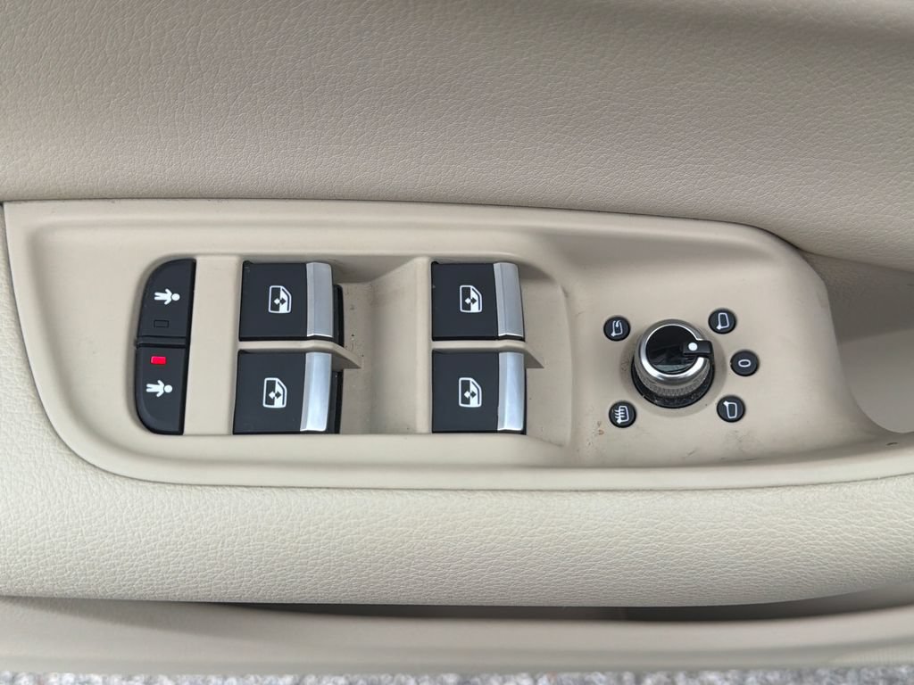 Used 2019 Audi Q7 3.0T Premium Plus AWD/4WD image 48
