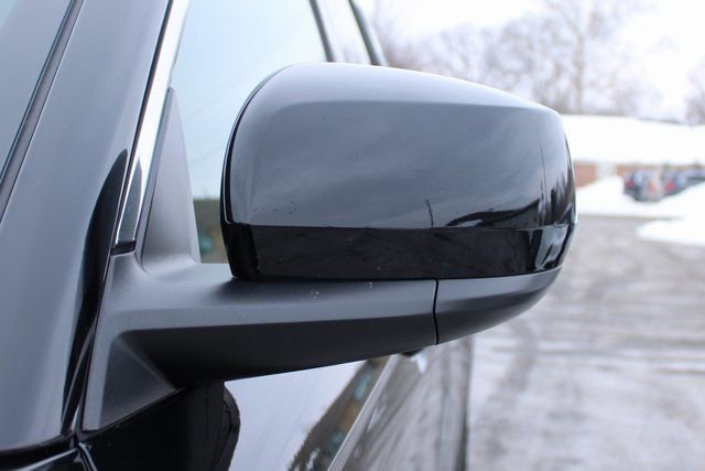 Used 2025 Jeep Grand Cherokee Laredo w/ Luxury Tech Group I AWD/4WD image 7