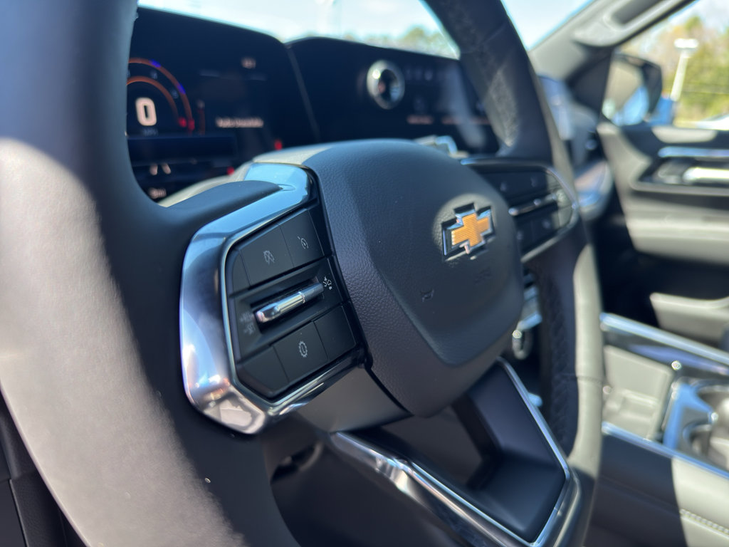 New 2026 Chevrolet Suburban LT w/ Comfort Package AWD/4WD image 13
